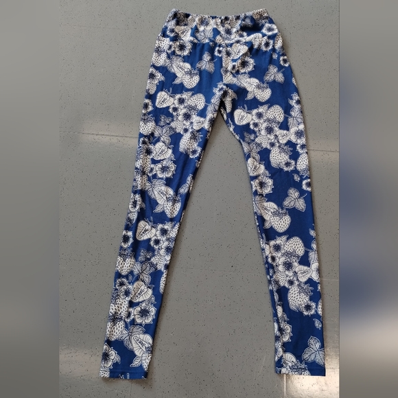 •LuLaRoe Strawberry Leaf Fruity Floral Women's Yoga Pants Leggings blue & White - Picture 2 of 11